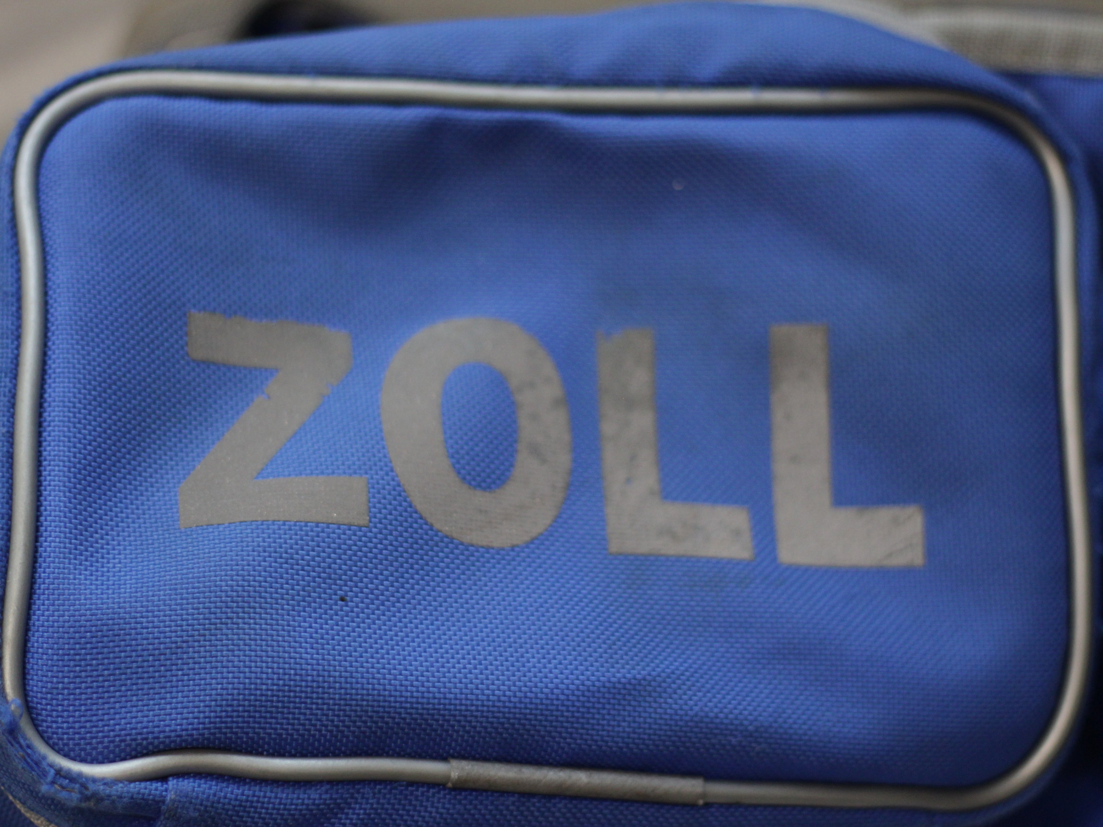 Zoll E-Series Bag